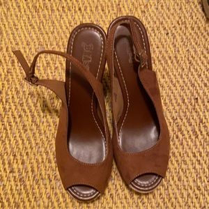 Ladies peep toe wedge